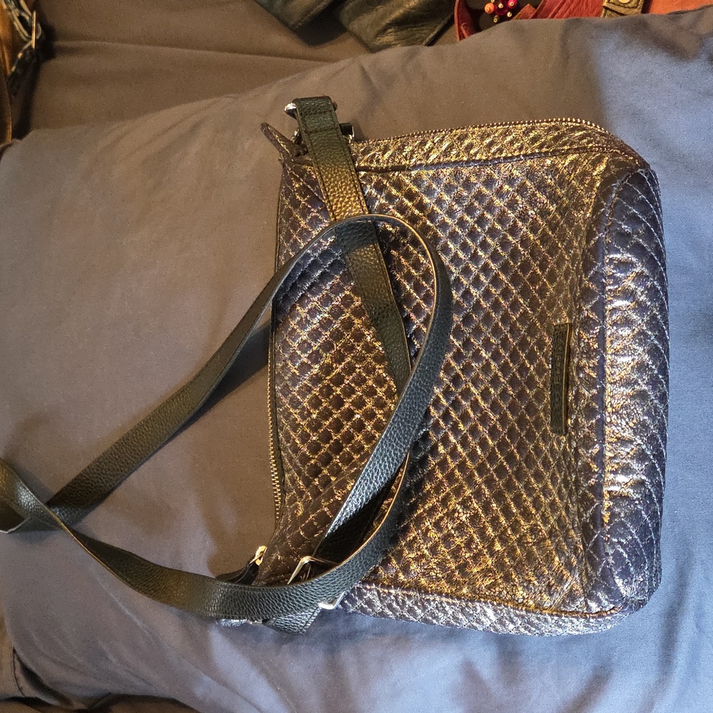 🤩Host Pick🤩Vera Bradley Black Quilted Crossbody Bag